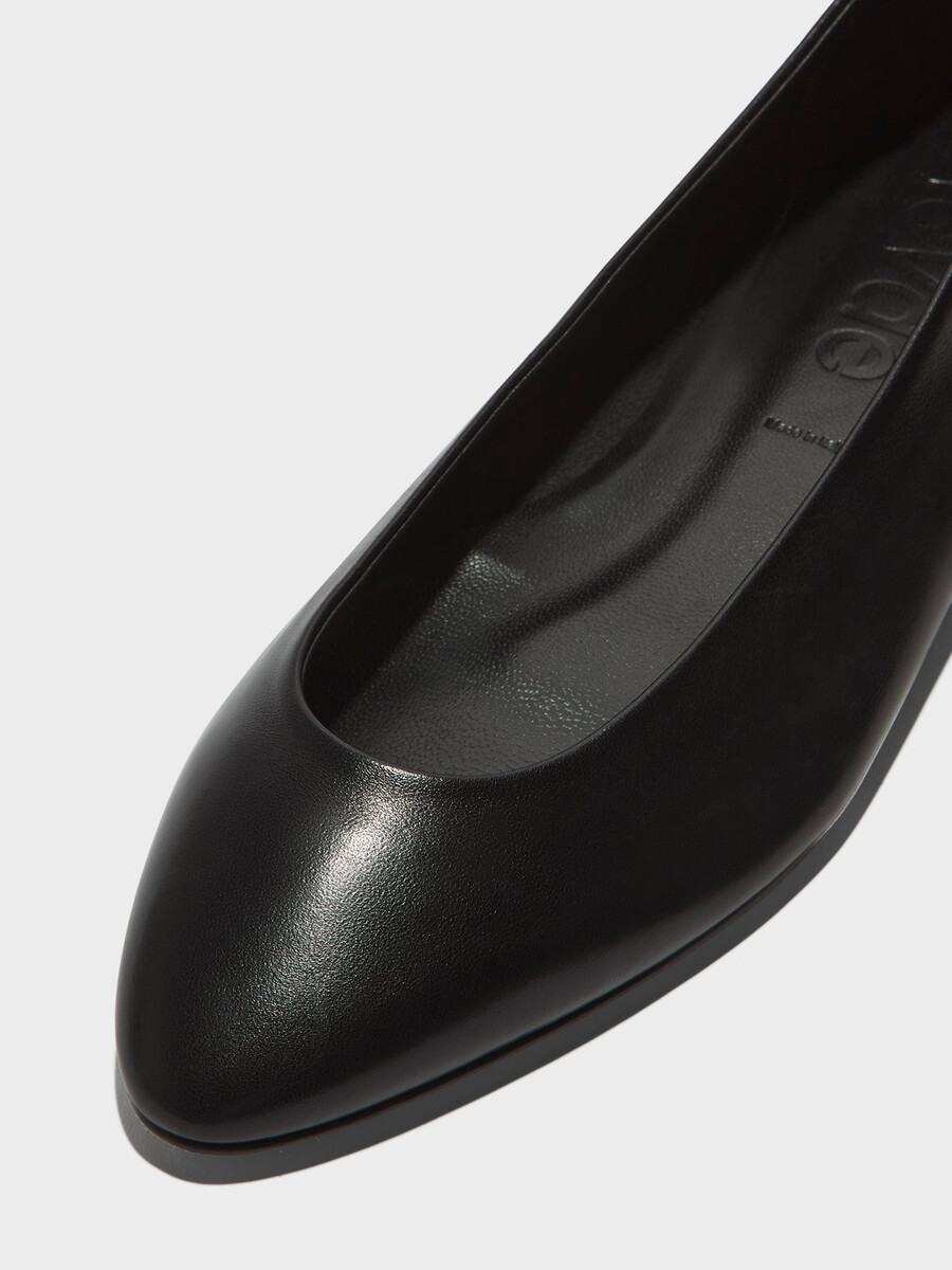 ellie ballerinas mit mandelzehe